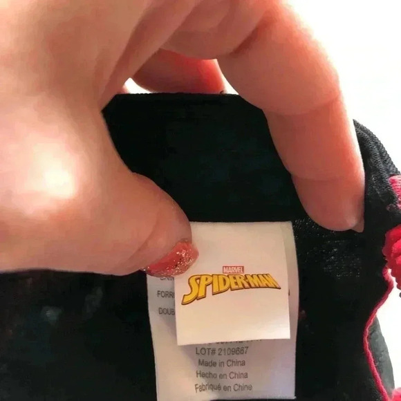 Spider-Man Baby/Toddler Hat Size 6-24 Months - Picture 12 of 13
